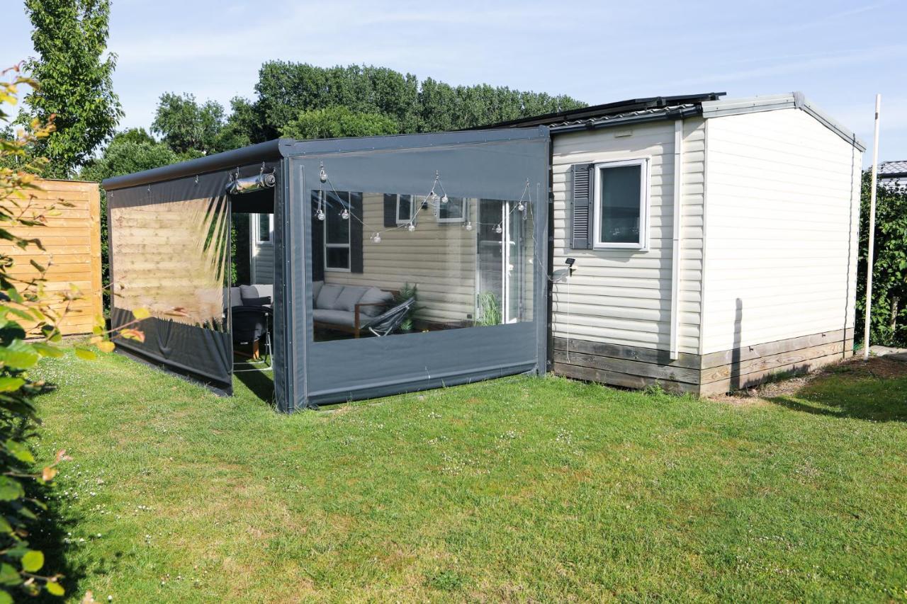 Chalet Op 5* Camping De Paardekreek Kortgene Zewnętrze zdjęcie