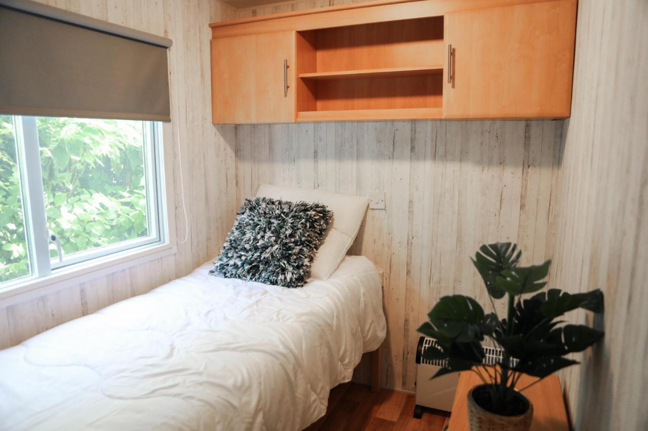 Chalet Op 5* Camping De Paardekreek Kortgene Zewnętrze zdjęcie