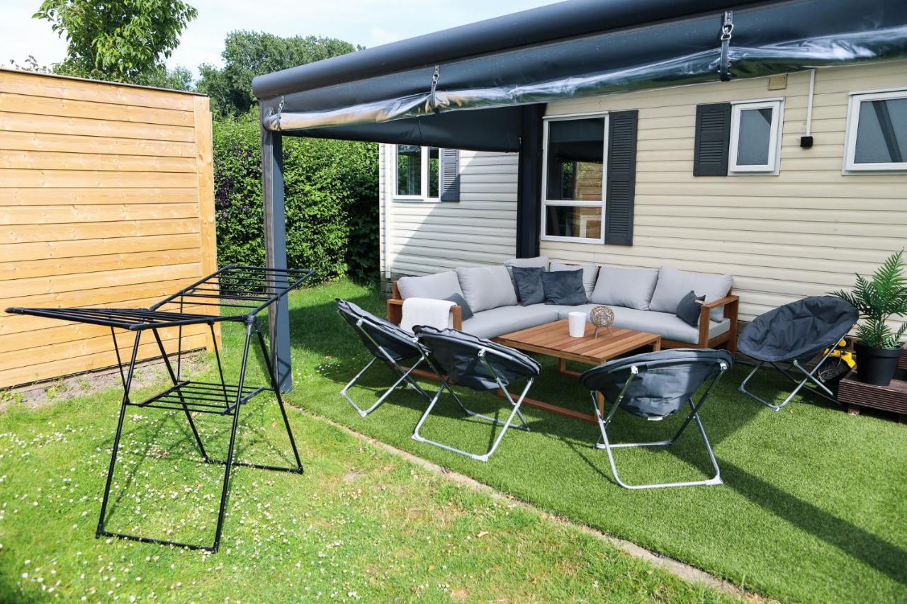 Chalet Op 5* Camping De Paardekreek Kortgene Zewnętrze zdjęcie